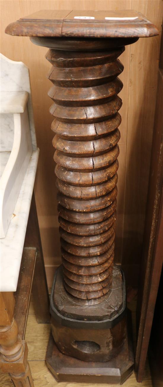 A cider press, H.110cm